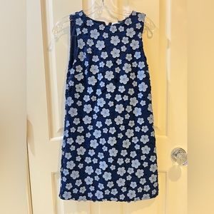 Beautiful size 2 alice + olivia blue dress with light blue flower appliqués.